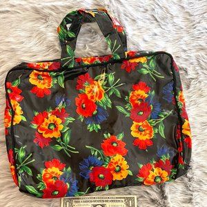 Adrienne Vittadini Vintage Boho Makeup Cosmetic Toiletry Travel Bag Flowers